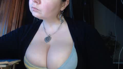 Snapshot of amorelara chatting on 01-27-25, 05:58 amorelara online show from 01-27-25, 05:58