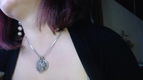 Snapshot of amorelara chatting on 01-31-25, 07:18 amorelara online show from 01-31-25, 07:18