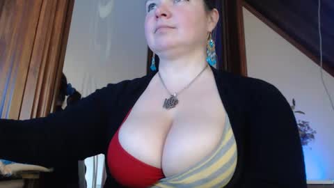 Snapshot of amorelara chatting on 02-22-25, 11:35 amorelara online show from 02-22-25, 11:35