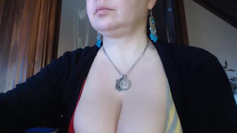 Snapshot of amorelara chatting on 02-24-25, 07:55 amorelara online show from 02-24-25, 07:55