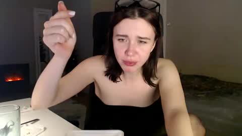 miss unforgettable online show from 12-30-24, 09:08