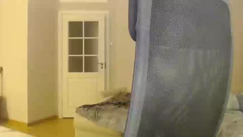 miss unforgettable online show from 01-28-25, 05:56