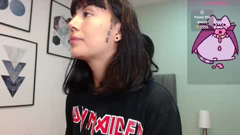 Amy 3 online show from 01-16-26, 04:16