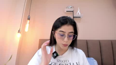amy__wats0n online show from 06-09-26, 07:03