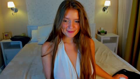 AmyGMT 2 Mon-Sun  0300am-0900am  online show from 12-19-24, 03:29