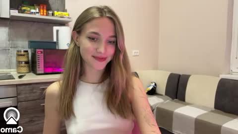 Snapshot of amy_chill chatting on 12-23-24, 02:39 Amy Chill online show from 12-23-24, 02:39