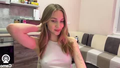 Snapshot of amy_chill chatting on 12-28-24, 07:33 Amy Chill online show from 12-28-24, 07:33