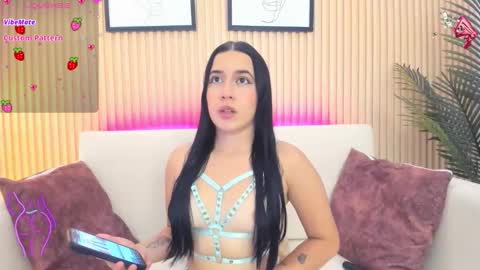 amy_leah_ online show from 10-20-25, 07:03