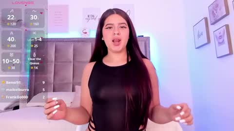 Snapshot of amy_lit chatting on 01-27-25, 03:07 Hello I am Allison Welcome to my room and let is  have a good time together whith me online show from 01-27-25, 03:07