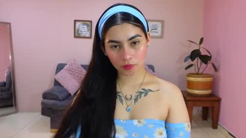 Snapshot of amy_lovelydoll chatting on 09-22-25, 07:16 Amy online show from 09-22-25, 07:16