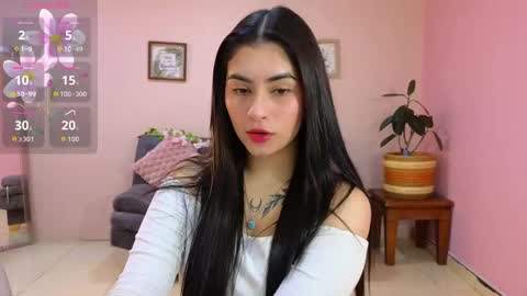 Snapshot of amy_lovelydoll chatting on 10-09-25, 07:34 Amy online show from 10-09-25, 07:34