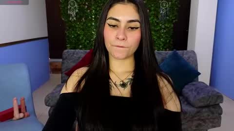 Snapshot of amy_lovelydoll chatting on 11-15-25, 07:54 Amy online show from 11-15-25, 07:54