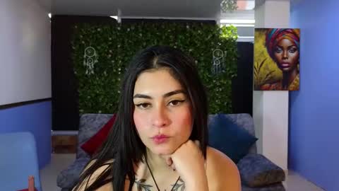 Snapshot of amy_lovelydoll chatting on 11-23-25, 07:24 Amy online show from 11-23-25, 07:24