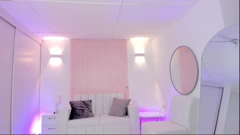 Emily online show from 01-20-25, 01:53