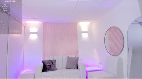 Emily online show from 01-31-25, 01:56