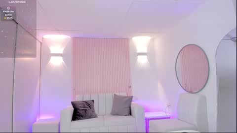 Emily online show from 02-03-25, 02:02