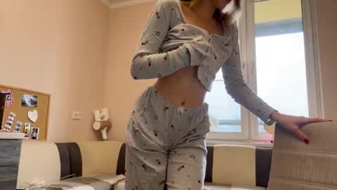 amy_meoww online show from 10-31-25, 12:06