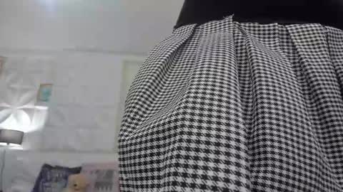 Snapshot of amy_queents chatting on 09-24-25, 07:01 Amy Caroland online show from 09-24-25, 07:01