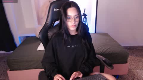 Mia Cristancho online show from 02-02-26, 09:46