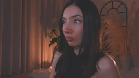 Amy Armstrong online show from 09-20-25, 12:22