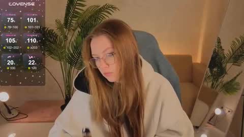 Snapshot of amycherryberry chatting on 11-13-25, 01:37 amycherryberry online show from 11-13-25, 01:37