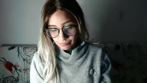 Snapshot of amycosplay99 chatting on 12-31-24, 10:58 amycosplay99 online show from 12-31-24, 10:58