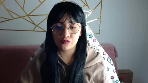 Snapshot of amycosplay99 chatting on 12-17-25, 06:19 amycosplay99 online show from 12-17-25, 06:19