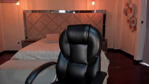 Snapshot of amydavis_ chatting on 01-02-25, 08:02 Amy online show from 01-02-25, 08:02