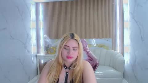 Amy  online show from 10-29-25, 03:31