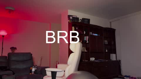 Amy online show from 02-11-25, 07:23