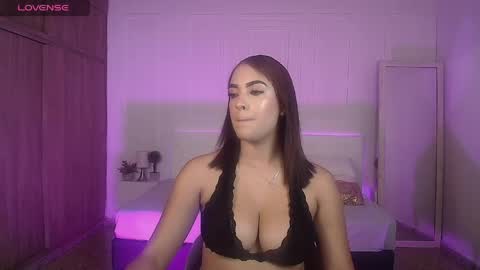 amyjohnsonn online show from 04-27-26, 02:31
