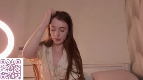 Snapshot of amylovesyouu chatting on 12-04-25, 08:06 amylovesyouu online show from 12-04-25, 08:06