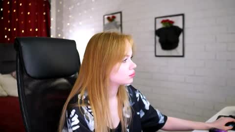 Snapshot of amynox chatting on 06-09-26, 04:57 Amy online show from 06-09-26, 04:57