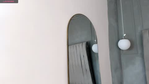 Snapshot of amyolimpo chatting on 01-26-25, 04:09 Amy ... Nice to meet u thumb up me please its important online show from 01-26-25, 04:09