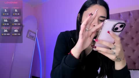 Snapshot of amyolimpo chatting on 02-20-25, 03:12 Amy ... Nice to meet u thumb up me please its important online show from 02-20-25, 03:12