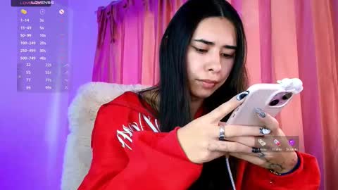 Snapshot of amyolimpo chatting on 10-19-25, 09:15 Amy ... Nice to meet u thumb up me please its important online show from 10-19-25, 09:15