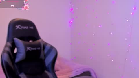 Amy online show from 11-06-25, 07:59