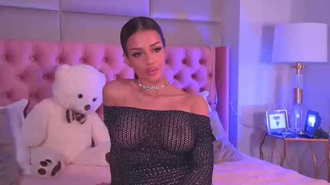 Snapshot of amyra_moon chatting on 10-03-25, 03:58 Amyra online show from 10-03-25, 03:58