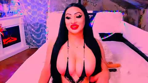 Snapshot of amyrarosera chatting on 05-31-26, 09:38 Alimoonyia online show from 05-31-26, 09:38