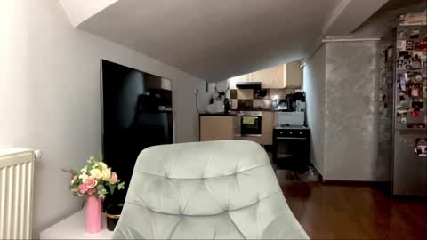 Snapshot of amyroberta92 chatting on 02-12-25, 06:51 amyroberta92 online show from 02-12-25, 06:51