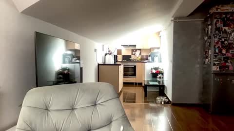 Snapshot of amyroberta92 chatting on 10-10-25, 06:45 amyroberta92 online show from 10-10-25, 06:45