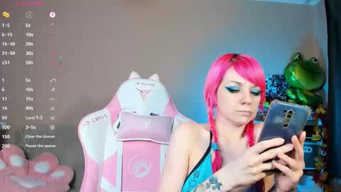 Snapshot of amyrose69 chatting on 10-05-25, 07:34 Amy Rose online show from 10-05-25, 07:34