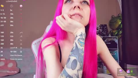 Snapshot of amyrose69 chatting on 05-15-26, 11:39 Amy Rose online show from 05-15-26, 11:39