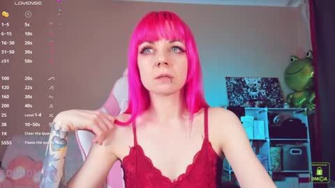 Snapshot of amyrose69 chatting on 05-18-26, 07:41 Amy Rose online show from 05-18-26, 07:41