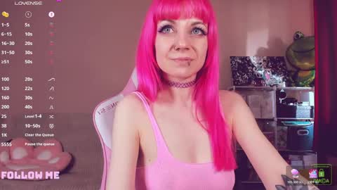 Snapshot of amyrose69 chatting on 06-03-26, 04:12 Amy Rose online show from 06-03-26, 04:12
