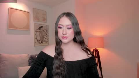 AMY R  online show from 03-18-26, 01:03