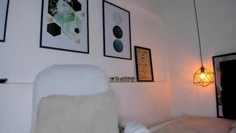 Amy online show from 02-06-26, 11:35