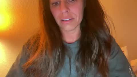 Amy Smilez online show from 12-16-25, 10:42