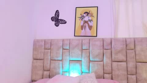 Snapshot of amyvegaa_ chatting on 11-23-25, 04:18 amyvegaa_ online show from 11-23-25, 04:18