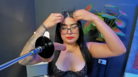 amywhitte_ online show from 04-12-26, 03:44